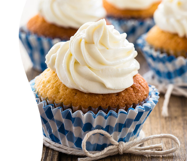 cupcakes with white frosting